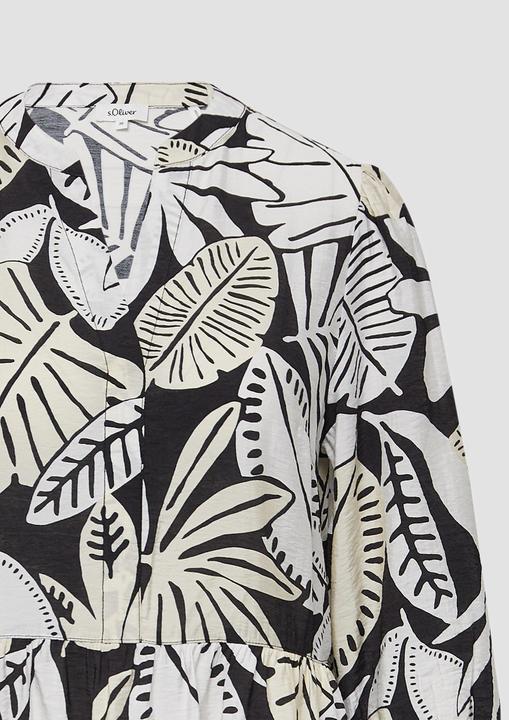 Produktbild S.Oliver Kleid Strukturiertes Kleid aus Viskosemix mit Eingrifftaschen (40)