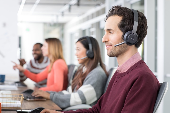 Produktbild Logitech Zone Wireless Plus (Kabellos, USB-A)