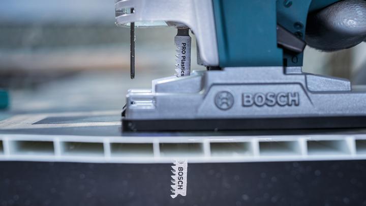 Actual product image Bosch Professional Zubehör PRO Plastics PVC clean T302H Jigsaw blade, 132 mm, 3 pcs.