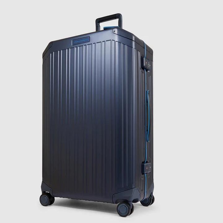 Actual product image Piquadro PQ-ALU - Hard shell trolley (110 l)