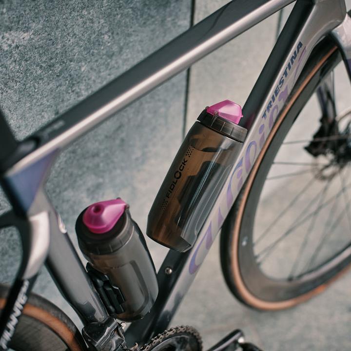 Actual product image Fidlock Replacement Dirt Cover for Valve Bottle Cap