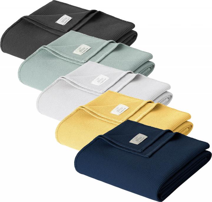 Actual product image Living Home Pique Waffle Blanket