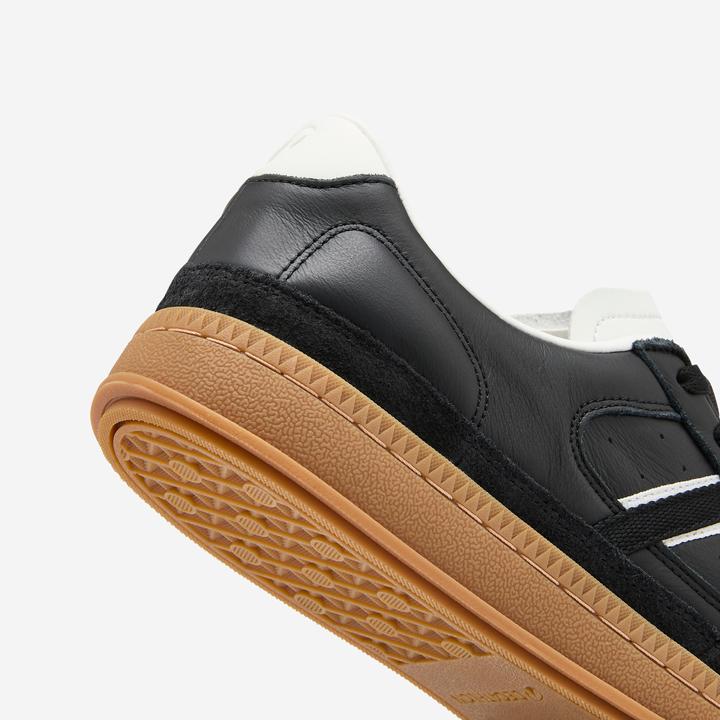 Image du produit Decathlon Chaussures de sport hommes Player 80 cuir (41)