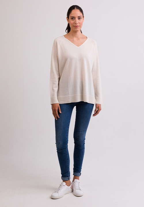 Actual product image Cash-Mere Kaschmir V-Ausschnitt Pullover mit Seitenschlitzen (XS)