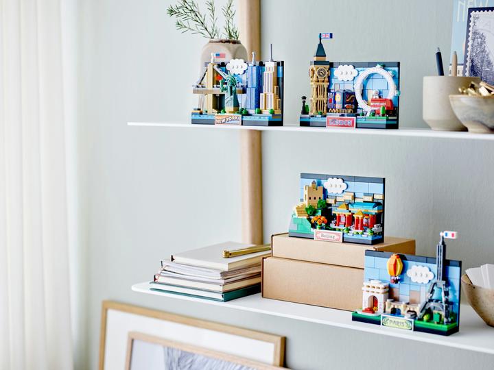 Actual product image LEGO Creator Postcard from Paris (40568, LEGO Creator 3-in-1)