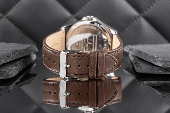 Produktbild Tommy Hilfiger Bruce Herrenuhr 1710669 + BOX (Analoguhr, 42 mm)