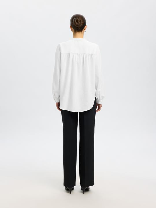Produktbild Selected Femme V-Ausschnitt Straight Fit Oberteil (42)