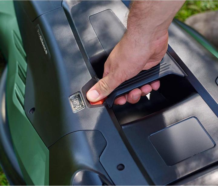 Produktbild Bosch Home & Garden AdvancedRotak 650 (Netzbetrieb)