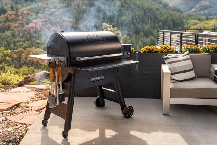 Produktbild Traeger Ironwood 885