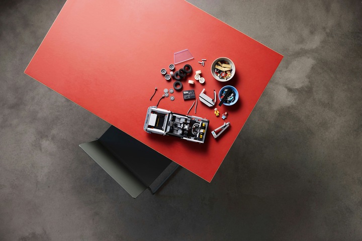 Image du produit LEGO La machine à remonter le temps de Retour vers le futur (10300, LEGO Icons, LEGO difficiles à trouver)