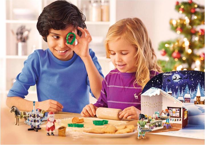 Actual product image Playmobil Christmas baking