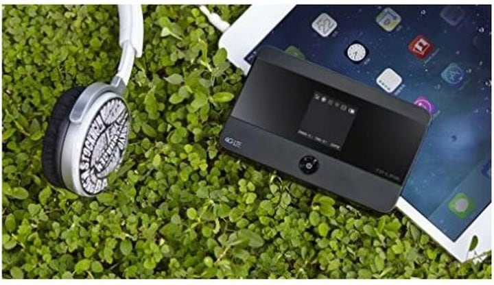 Actual product image TP-Link M7350 Mobile 4G/LTE WLAN router