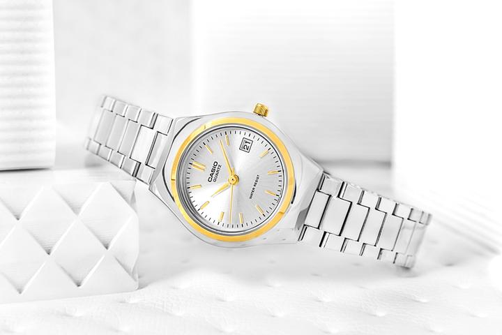 Immagine prodotto Casio Orologio da donna LTP-1170G-7ARDF + scatola (26 mm)