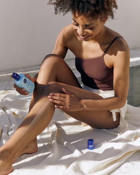 Immagine prodotto NIVEA Spray Doposole Idratante Nutriente (Getto vaporizzato, 200 ml)