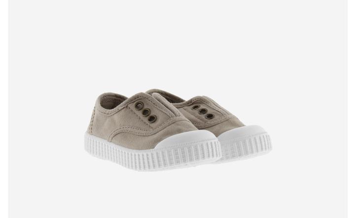 Actual product image Victoria girl's trainers 1915 anglaise toile lavée (24)
