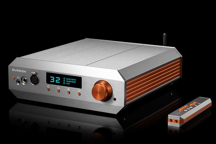 Produktbild Burson Conductor Voyager Deluxe (Display, Gain-Schalter, USB Host, USB-DAC, Bluetooth, Infrarot)