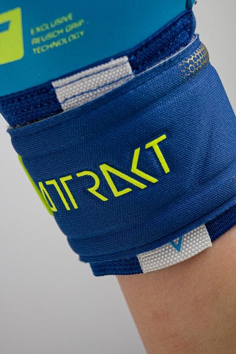 Produktbild Reusch Attrakt Freegel Aqua Windproof Torwarthandschuh