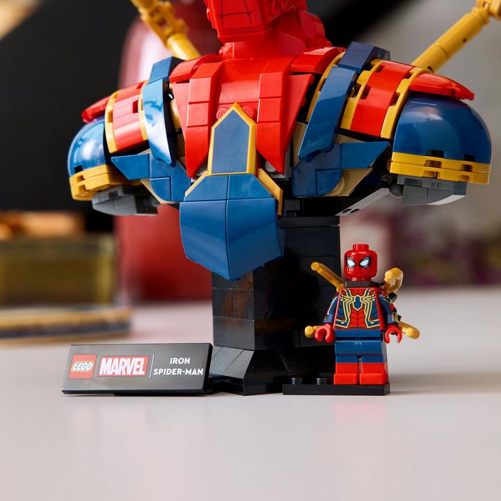 Produktbild LEGO Iron Spider-Man Büste (76326, LEGO Marvel)