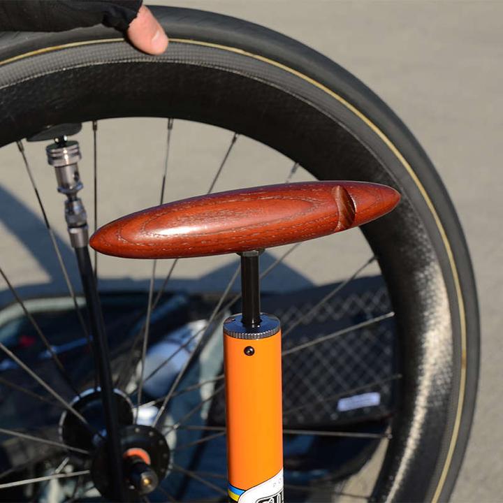 Actual product image Silca Pista Red floor pump