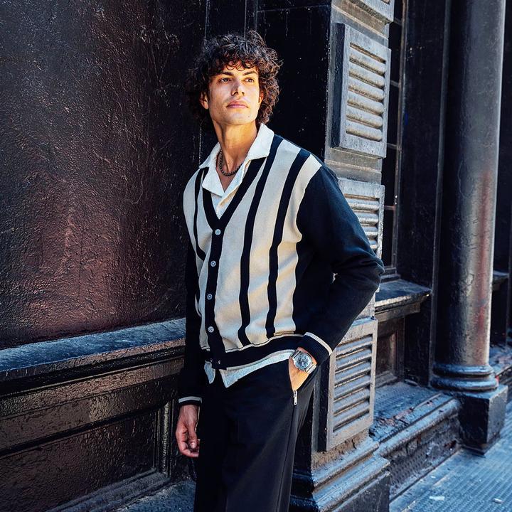 Productafbeelding G-Shock GM-2110D-2AER kleurenwijzerplaat serie (Analoog horloge, Digitaal horloge, 44 mm)