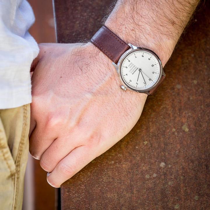 Image du produit Mondaine Helvetica No1 Regular Mechanical (Montre analogique, Swiss Made, 40 mm)