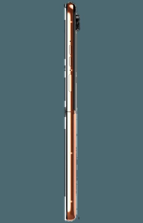 Actual product image Motorola Razr 50 Ultra (512 GB, Peach Fuzz, 6.90", SIM + eSIM)
