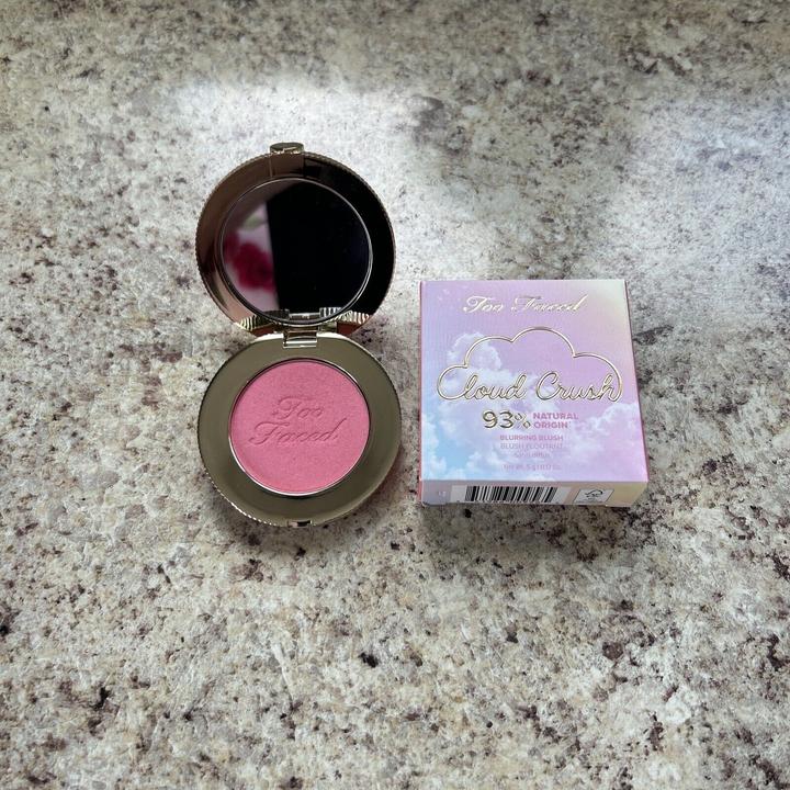Produktbild Too Faced Cloud Crush Blush (Golden Hour)
