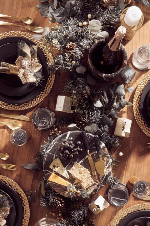 Image du produit Fifty five south Set de couverts Avie Antique Gold Finish - 16 pièces (16 pcs, Set de couverts)