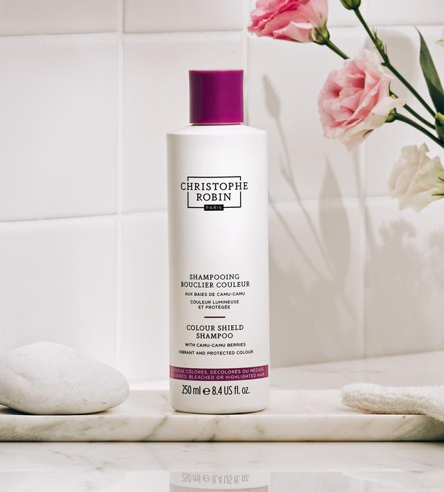 Actual product image Christophe Robin Colour Shield Shampoo with Camu Camu Berries (250 ml, Liquid shampoo)