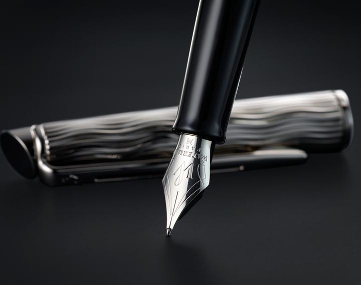 Actual product image Waterman Fountain pen Hémisphère DeLuxe C.C Deep Lacquer F B. (Blue, 1 x)