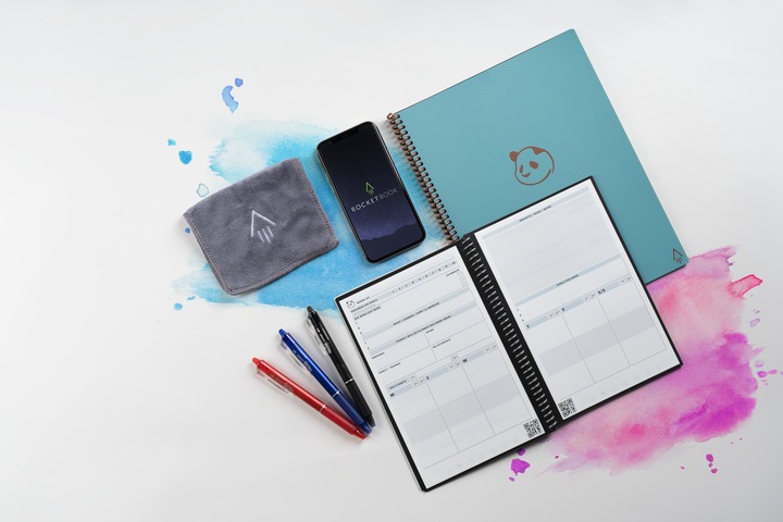 Actual product image Rocketbook Panda Planner (15.2 x 22.6 cm, Lined, Hardcover)