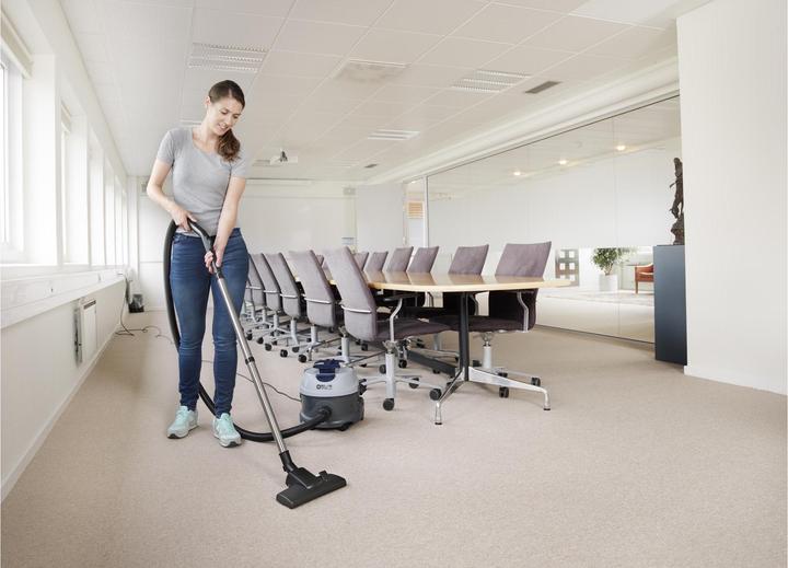 Actual product image Nilfisk VP100 (Dry vacuum cleaner)