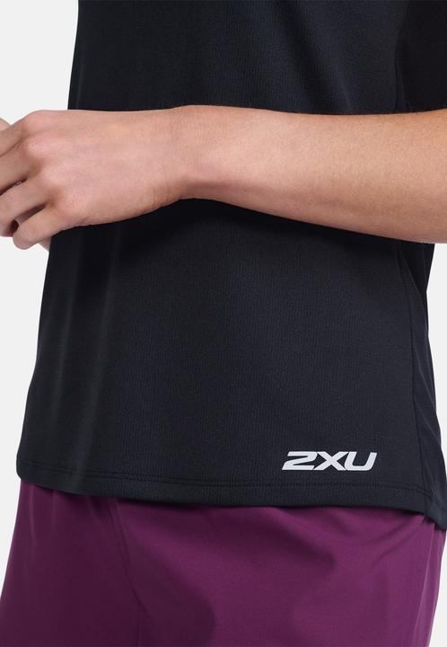 Actual product image 2XU Aero singlet (XS)