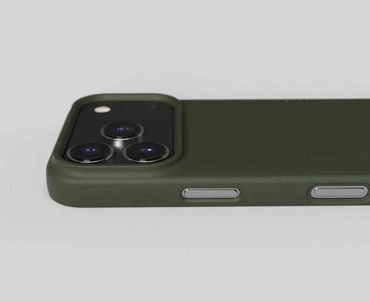 Actual product image Nudient Thin Magsafe Case Apple iPhone 17 Pro V6 Pine Green (Apple iPhone 17 Pro)