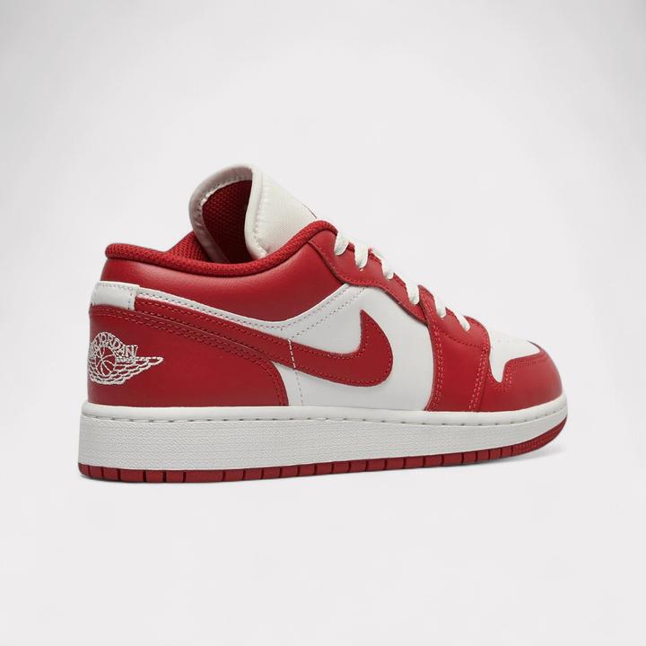 Image du produit Nike Air Jordan 1 Low (37.5)