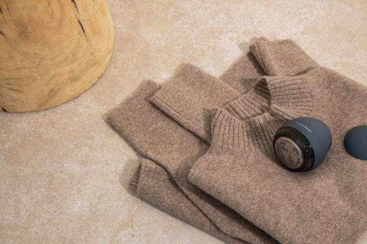 Actual product image Steamery Pilo fabric shaver