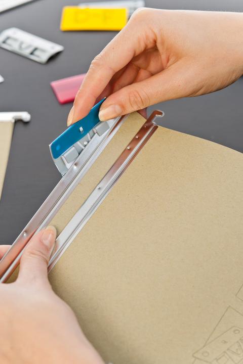 Produktbild Q-Connect Hängemappen Metall-Reiter (50 x)