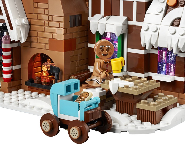 Actual product image LEGO Gingerbread House (10267, LEGO Creator Expert)