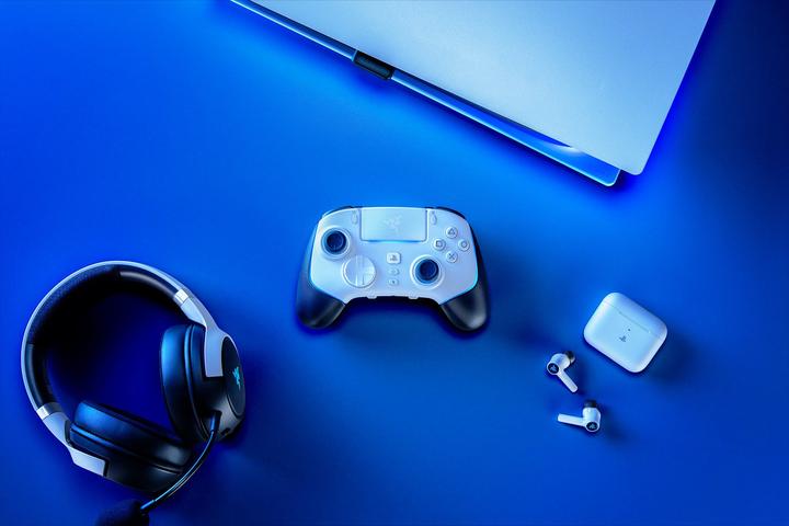 Produktbild Razer Wolverine V2 Pro (PC, PS5)