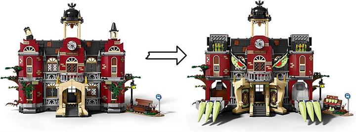Actual product image LEGO Newbury's haunted school (70425, LEGO Hidden Side)