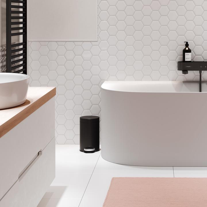 Immagine prodotto hansgrohe Cestino a pedale AddStoris, 3 l, con funzione softclose, nero opaco (3 l)