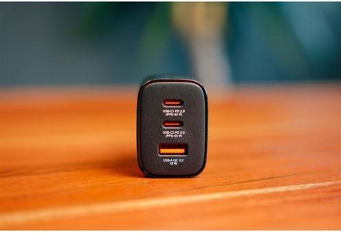 Actual product image Verbatim GaN III Essentials (65 W, 3 ports)
