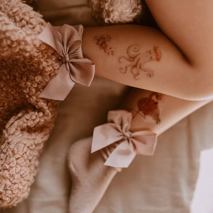 Immagine prodotto Mrs. Ertha Mrs Ertha - Tatuaggi per bambini con fenicottero