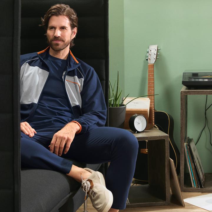 Produktbild Erwin Müller Herren-Freizeitanzug (52)