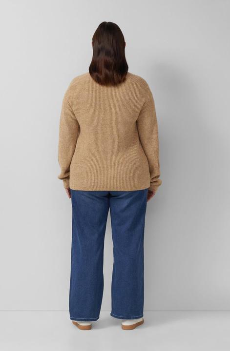 Produktbild s.Oliver Strickpullover Weicher Strickpullover im Relaxed Fit mit V-Ausschnitt (54)