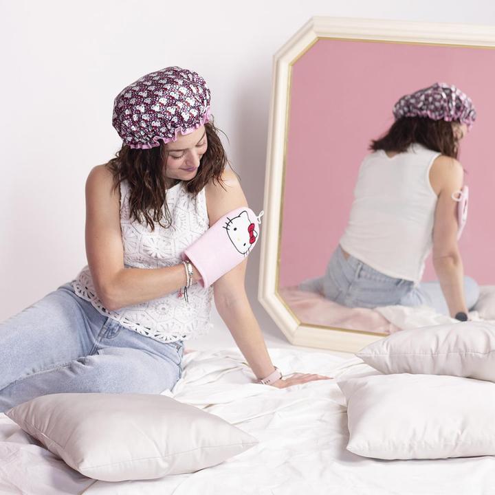 Actual product image Cerdá Hello Kitty bath glove