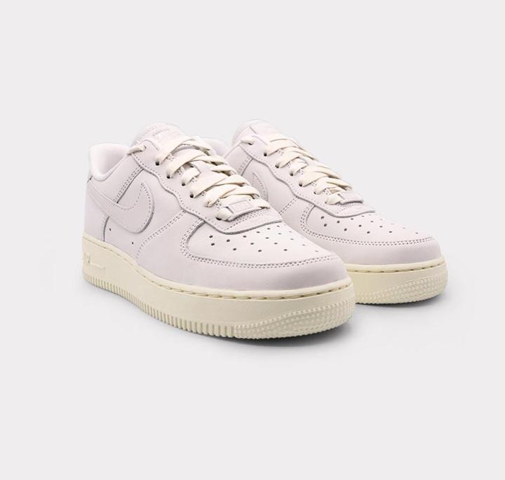 Image du produit Nike Air Force 1 (38.5)