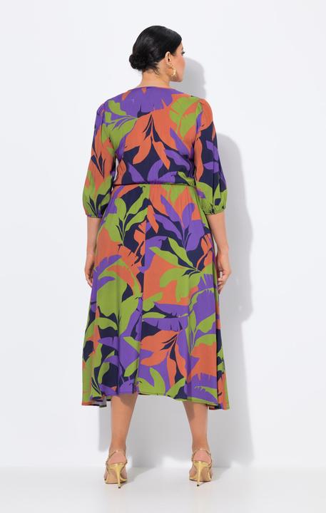 Image du produit Ulla Popken Robe midi coupe évasée, motif feuilles, décolleté en V et manches 3/4 (52)