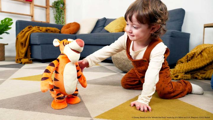 Produktbild Winnie the Pooh Your Friend Tigger (30 cm)