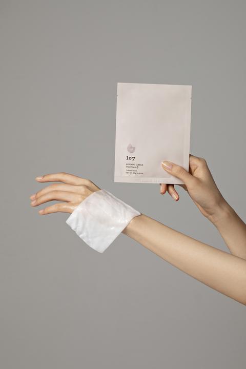 Actual product image 107 Beauty Avocado cuddle sheet mask (25 g)